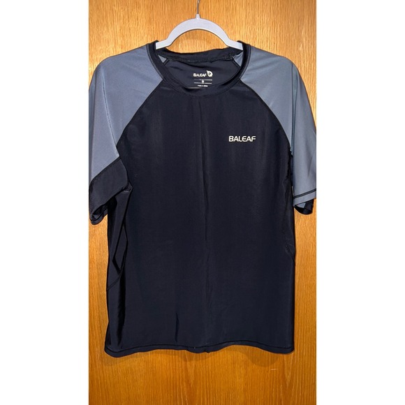 Baleaf Other - Baleaf Shirt‎ Mens Size M Black Grey Excellent Short Sleeve Raglan